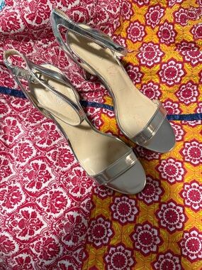 Size 9 1/2 Nine West Metallic Silver Slingback Heeled Sandals - Women's